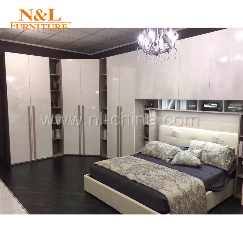 China Wholesale Antique Italian Kids Bedroom Furniture Wardrobe