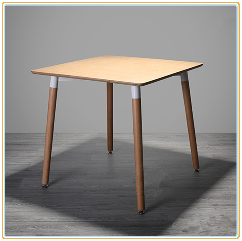 Master Designed Household Dining Table