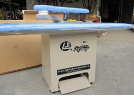 Professional Garment Ironing Machine/Ironing Table