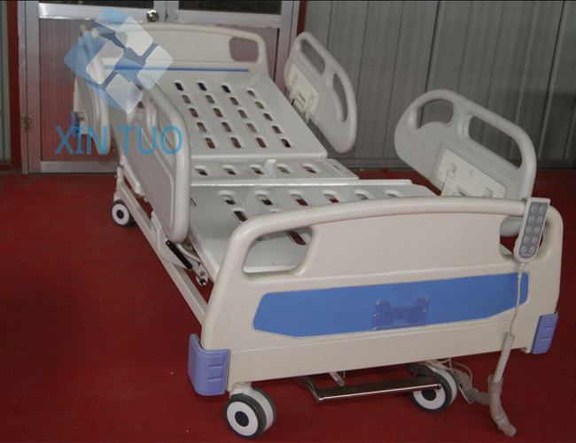 Factory Price Luxury Steel Frame Hospital Furniture Electric Bed