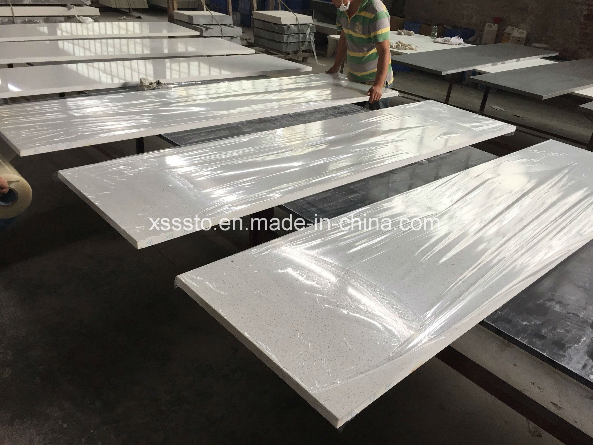 White Sparkle Quartz Stone Countertop Wholesale