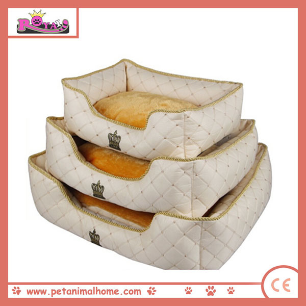 Pet Bed Whit Ccrown Pattern