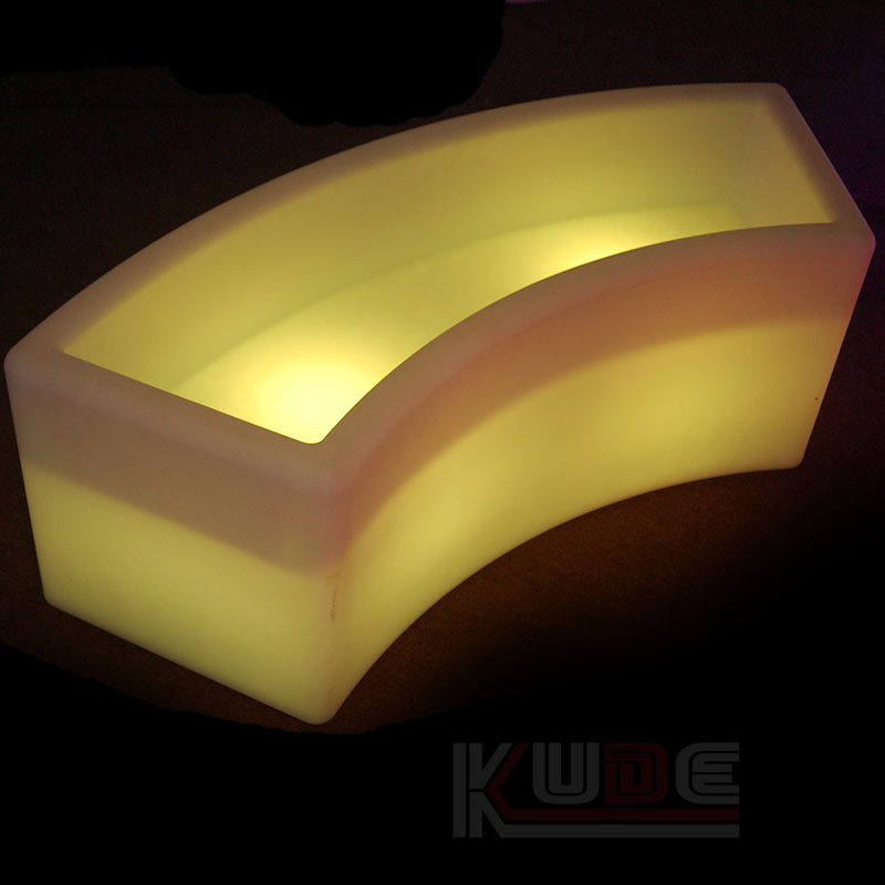 Plastic Furniture Occasional Chair and Table Withe Buildin Battery