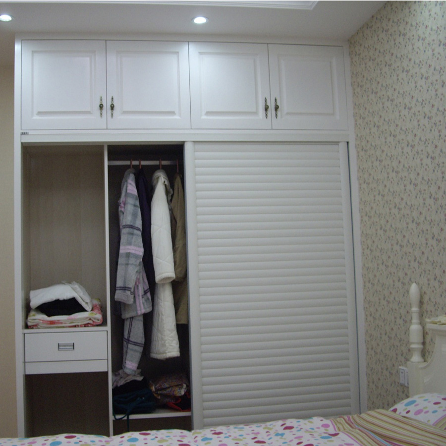 White Baking Lacquer Shutter Sliding Door Wardrobe