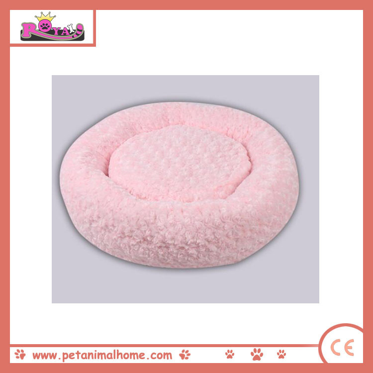 Round Warm Pet Bed in Pink