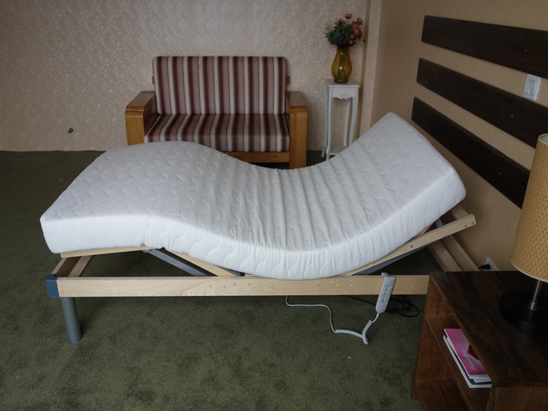 Electric Adjustable Bed with Memory Foam Mattress (Comfort 800)