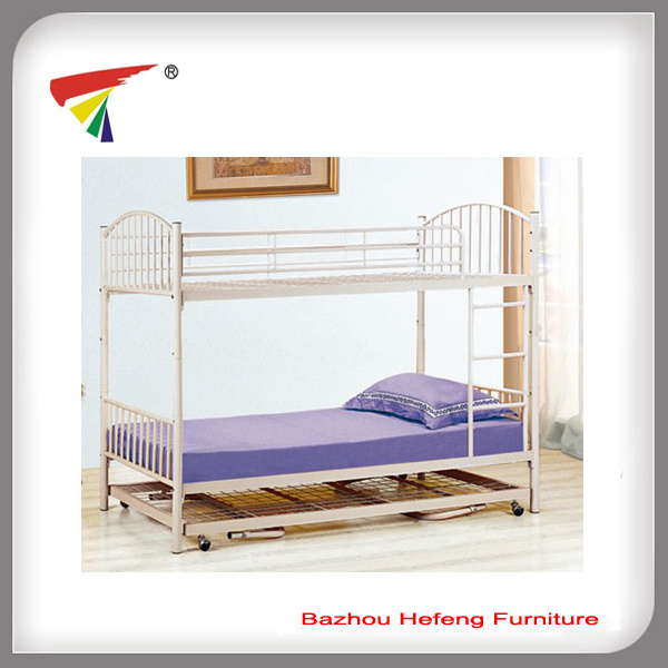 Hot Selling White Metal Bed (HF016)
