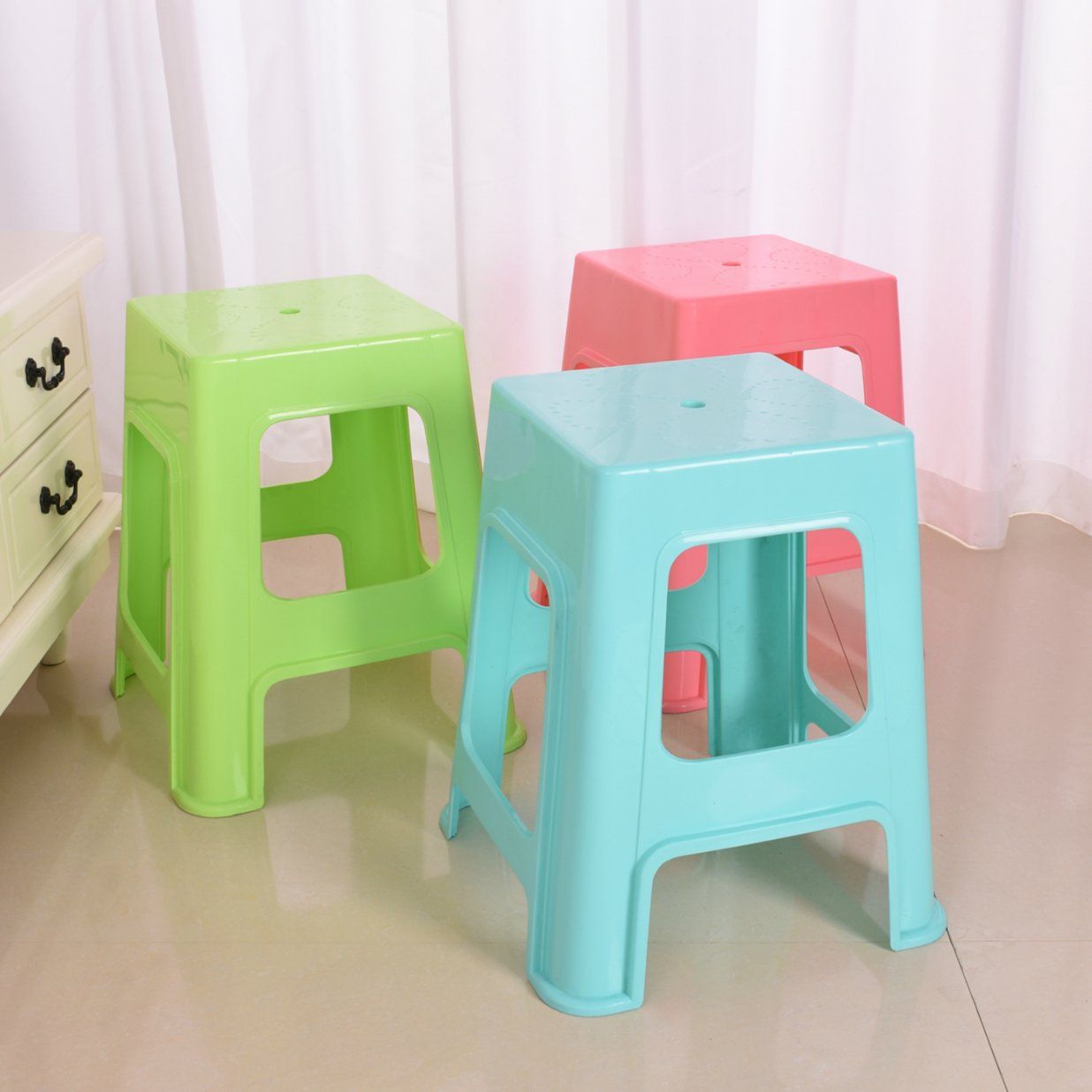 Taizhou Youwang Protable&Stackable Colorful Square High Plastic Stool