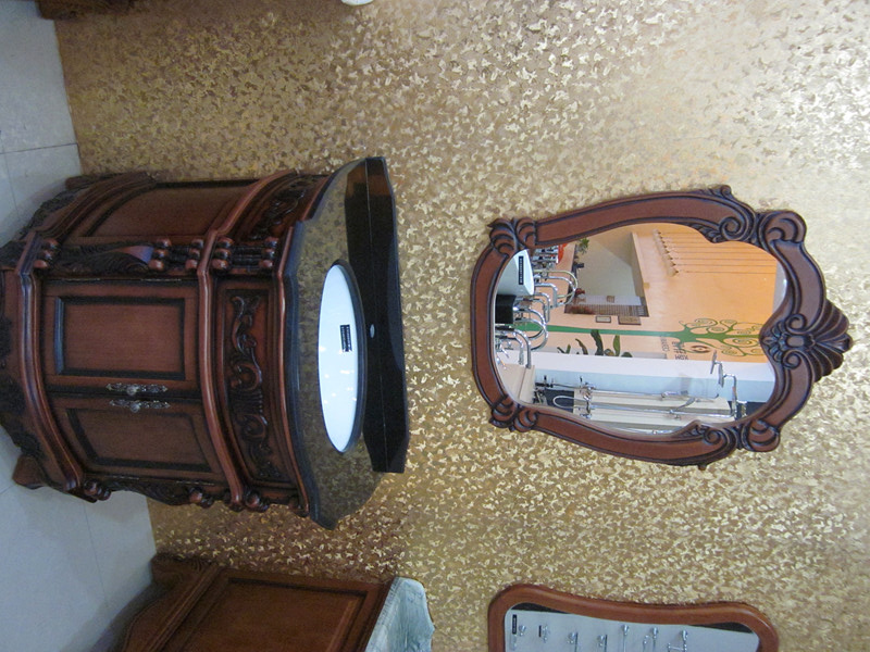 Classical Solid Wood Bathroom Cabinet (B8062B)