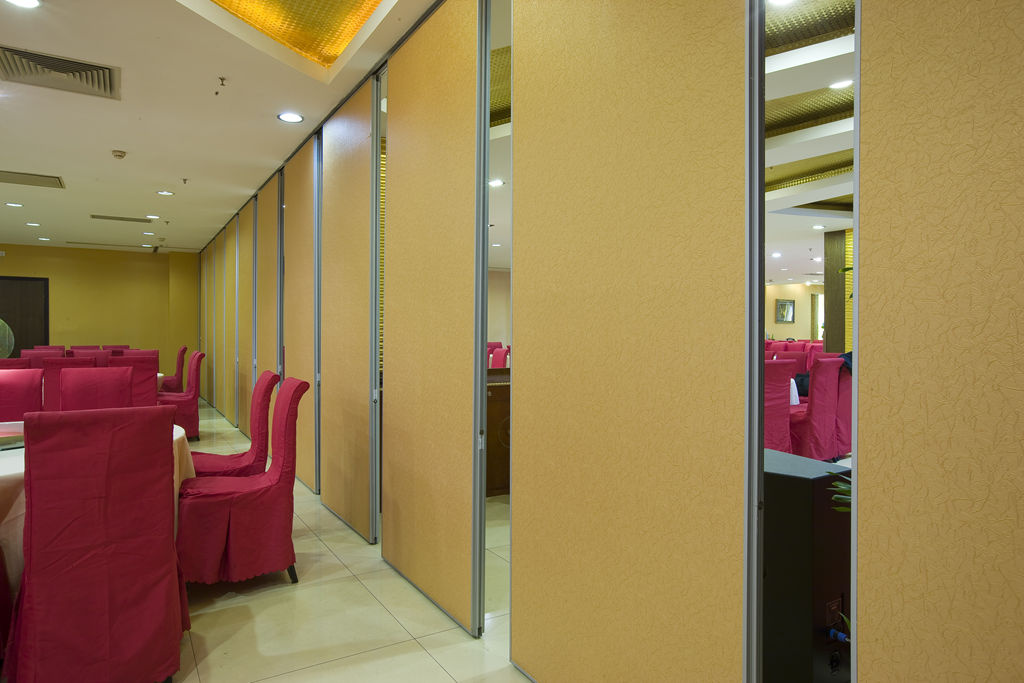 Moveable Partition Walls for Office/Conference Hall
