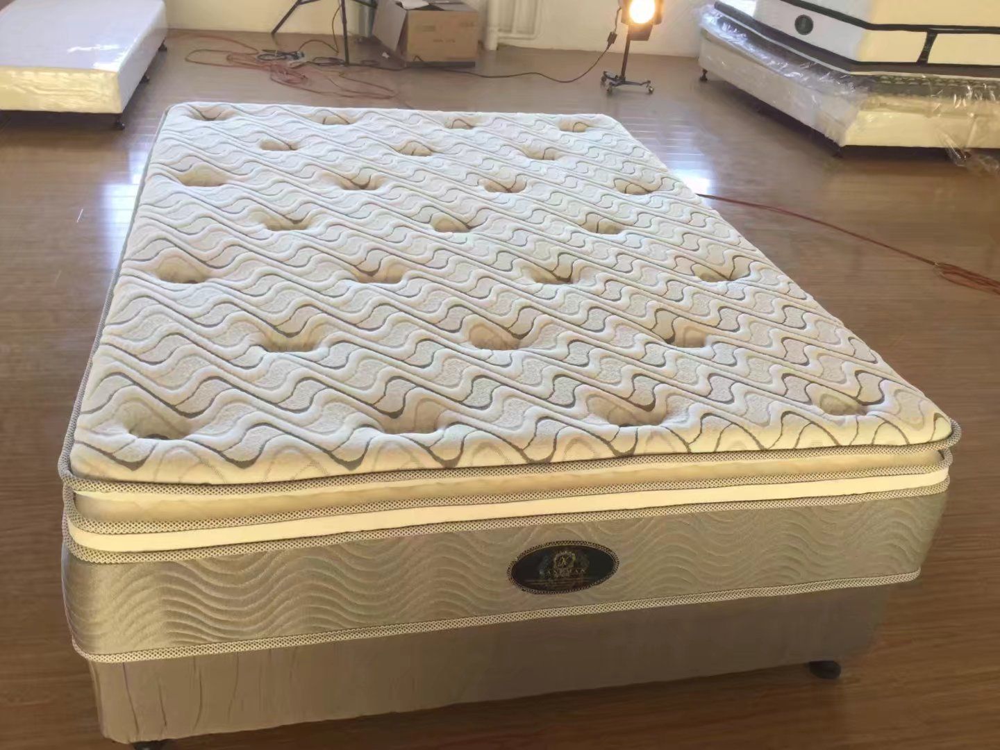 Roll Compressed Pocket Spring Bedroom Furniture