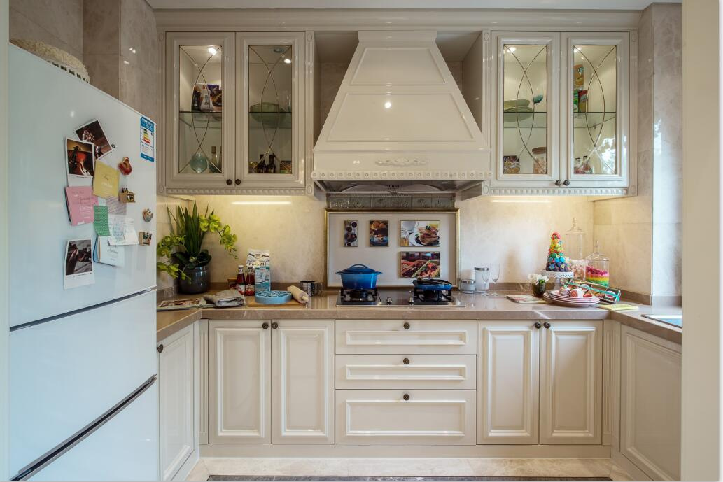 Antique White Wood Kitchen Cabinet Furniture Yb1706025
