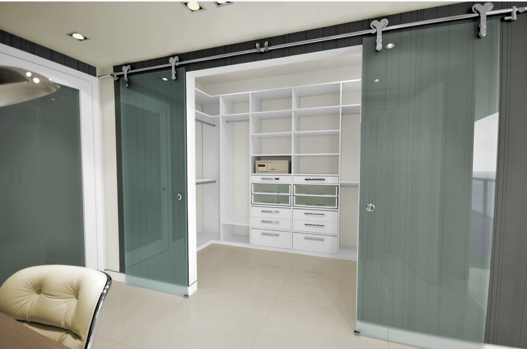 Top Quality Walk in Closet with Glass Sliding Door