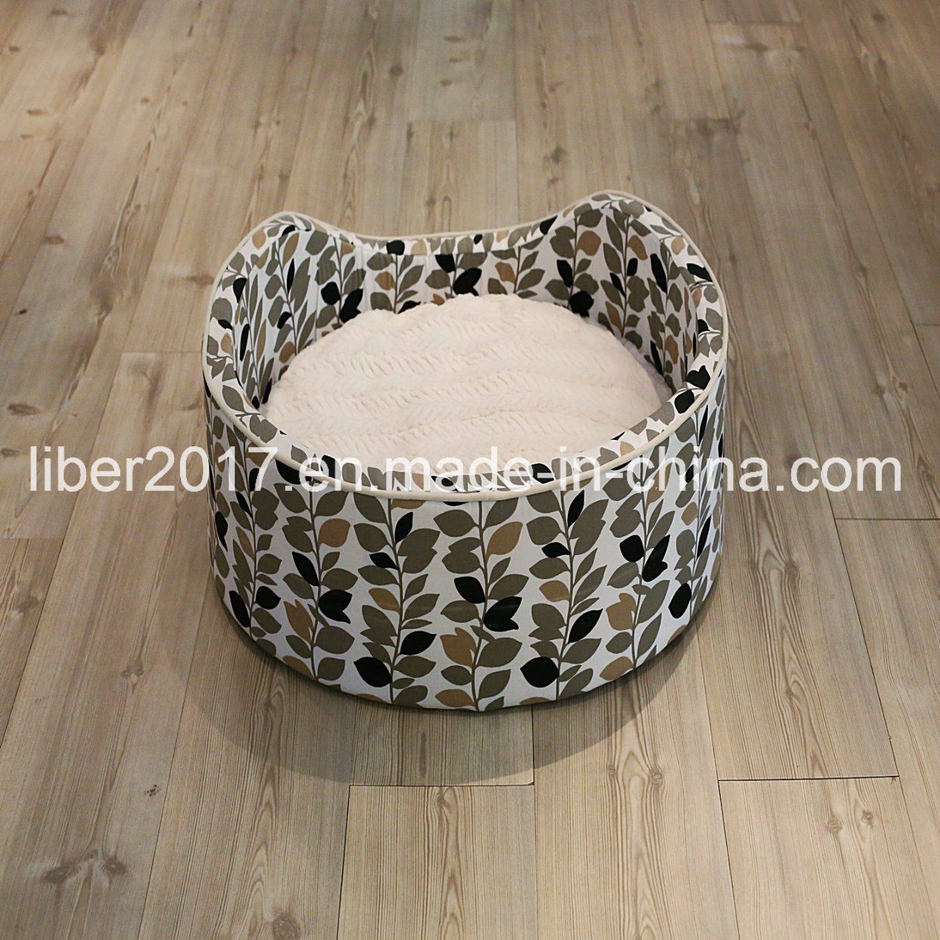 Factory OEM Handmade Luxury Pets Beds Removable Cushion Bed for Large Dog