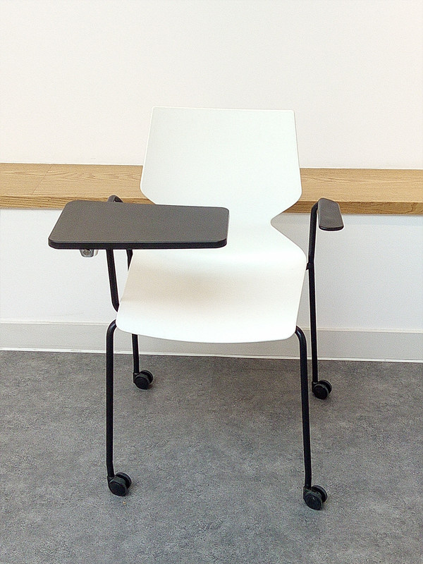 High Quality Plastic Office Chair with Writing Tablet