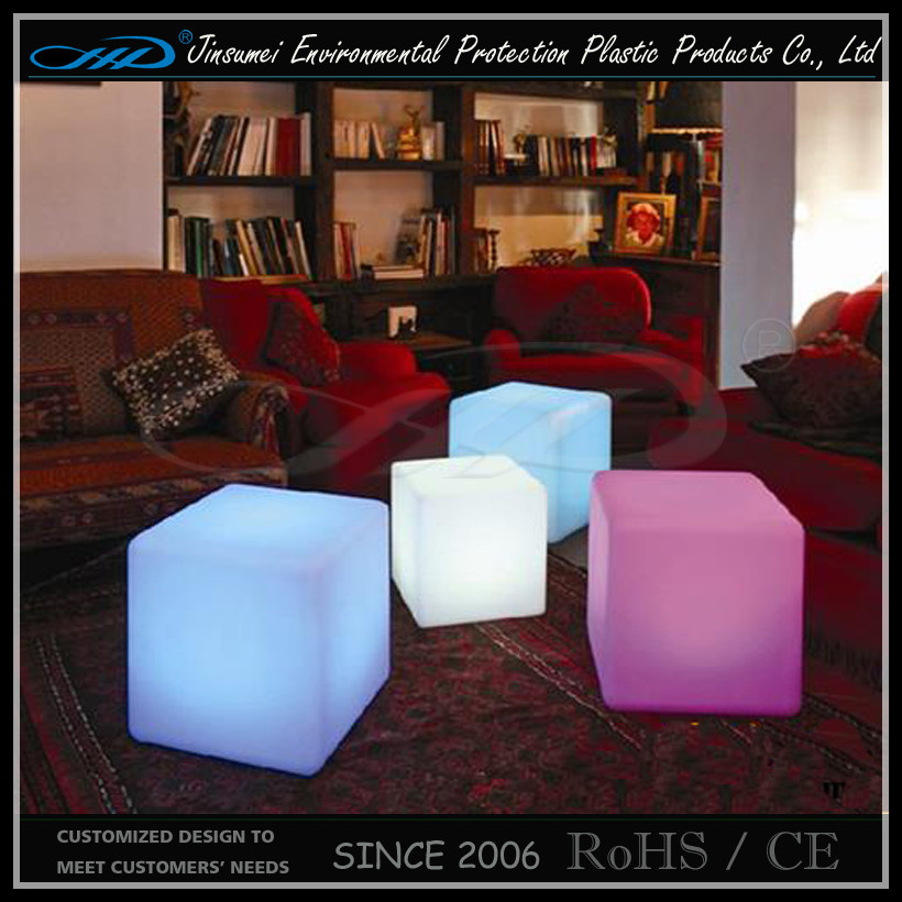 Illuminated Flashing Color Changing LED Cube