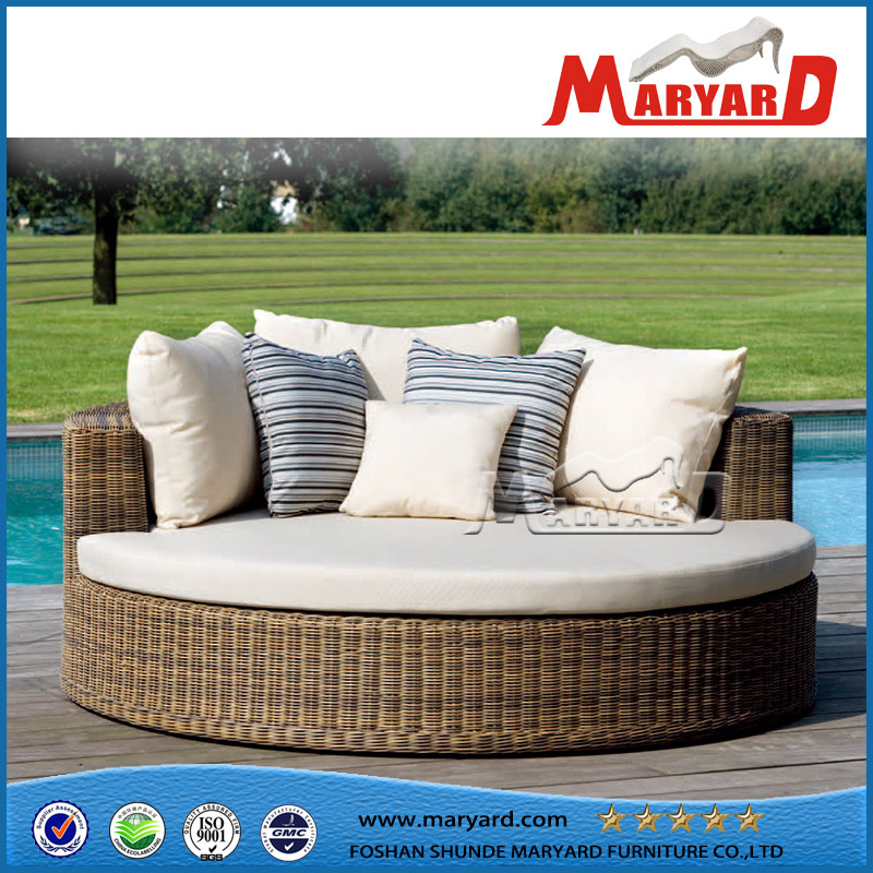 PE Rattan Round Couch Sofa