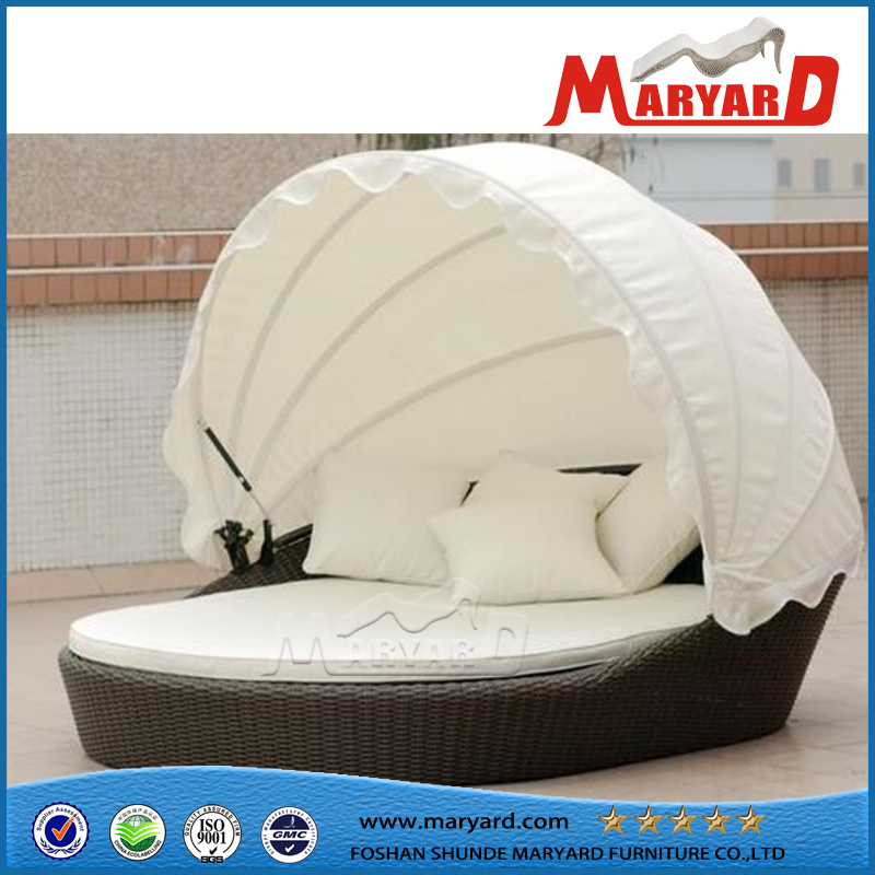 PE Wicker Outdoor Daybed in China with Tent