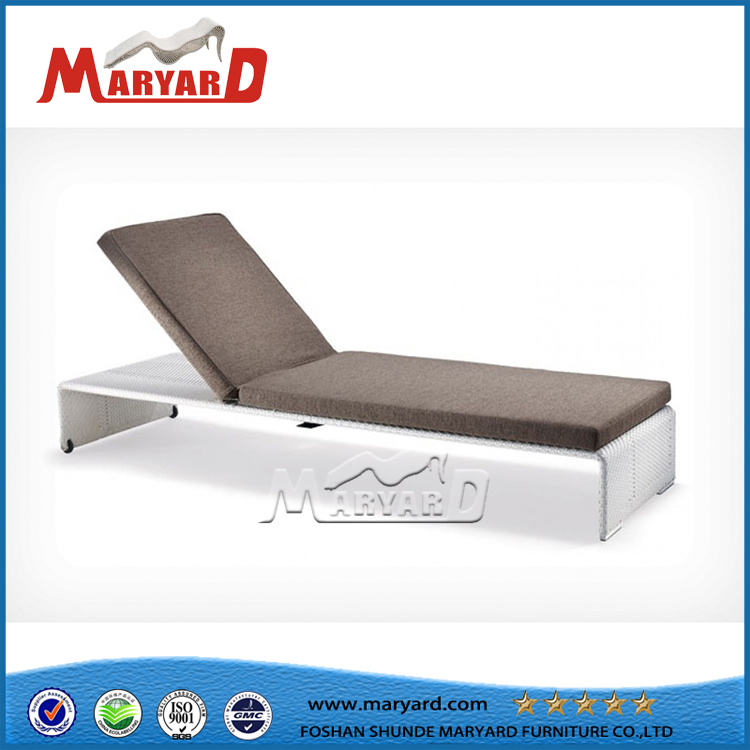 Cheap UV Resistant Waterproof Cushion Aluminium Frame Sun Lounger