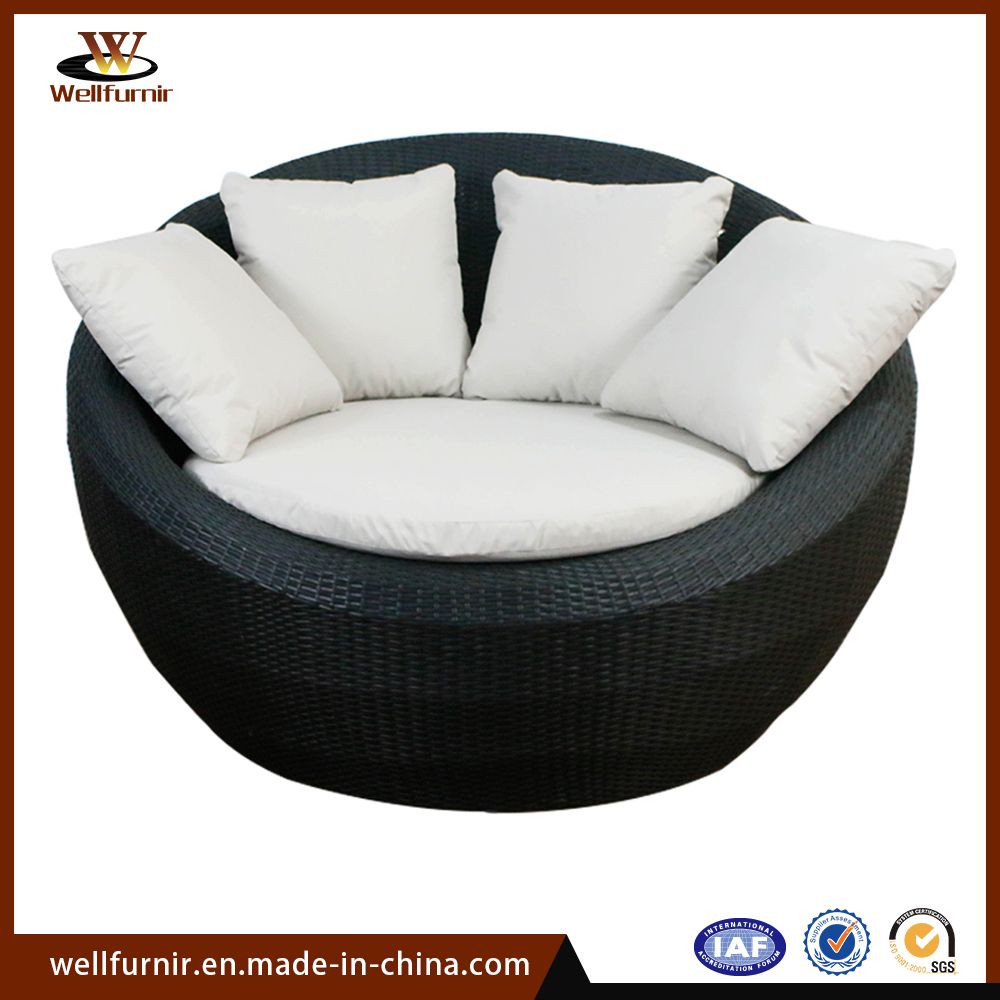 Rattan Outdoor Round Daybed with Waterproof Cushion- (WF050050)
