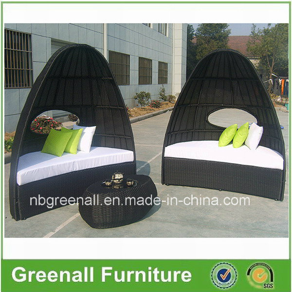 Outdoor Garden Rattan Patio High Back Wicker Bed