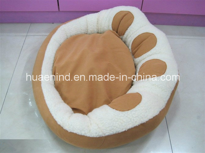 Footprint Shape Camofleece Pet Bed