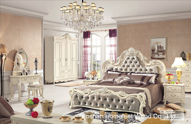 China Wholesale Antique Wooden Bedroom Set (HF-MG017)