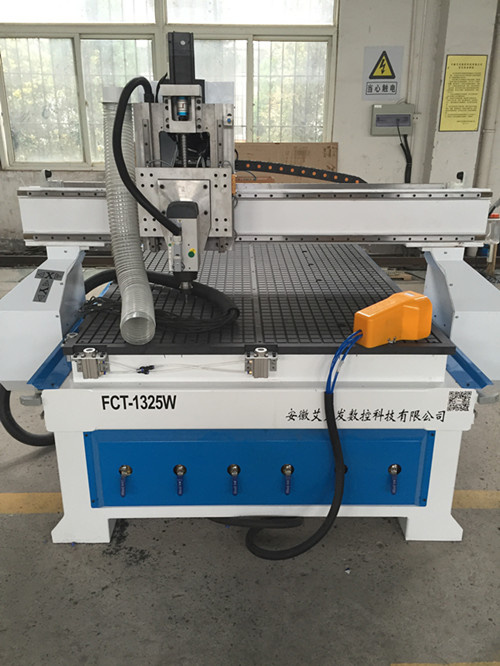 Good Quality Engraving Machine for Wooden Bed Making, CNC Router Machine