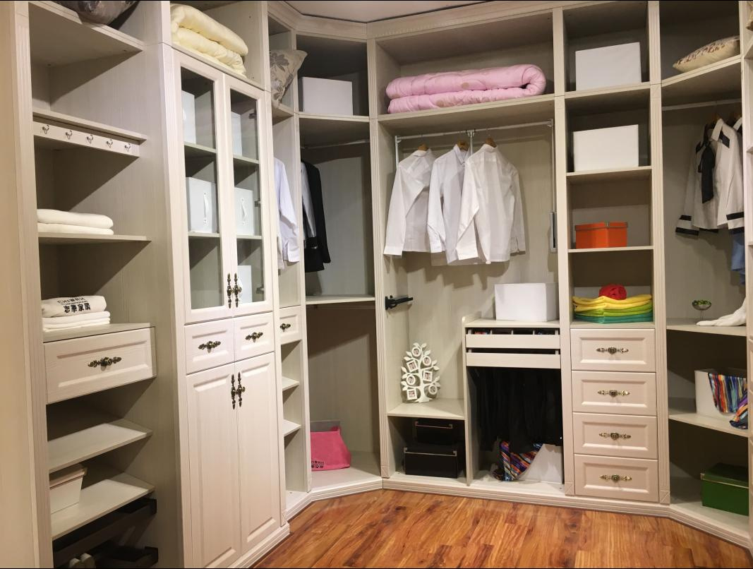 Customized White Walk in Wardrobe Closet (whith many colors)