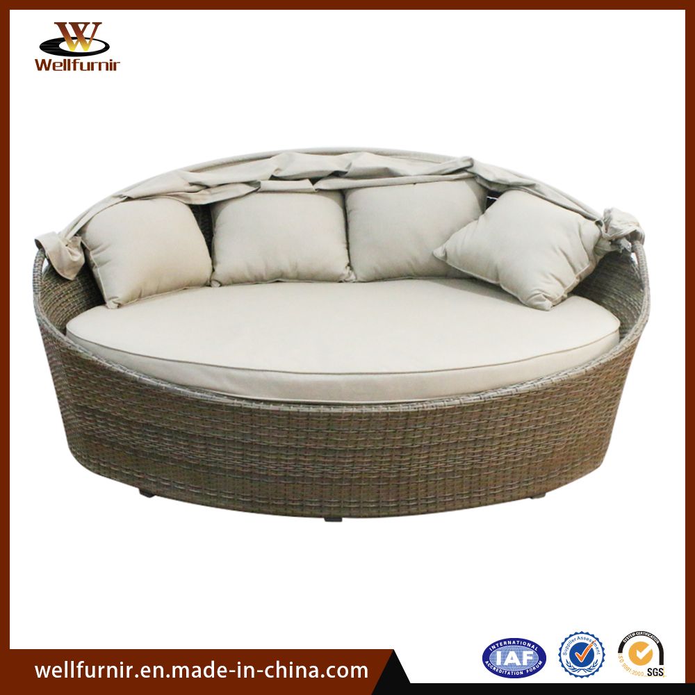 Classic on Sale Rattan Round Bed Garden Furniturefor Outdoor (WF050049)