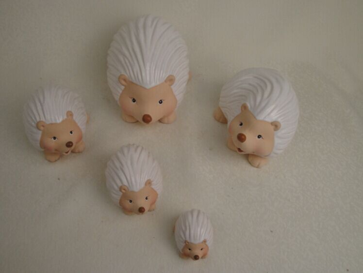 Modern Handicraft Ceramic Squirrel Figurine