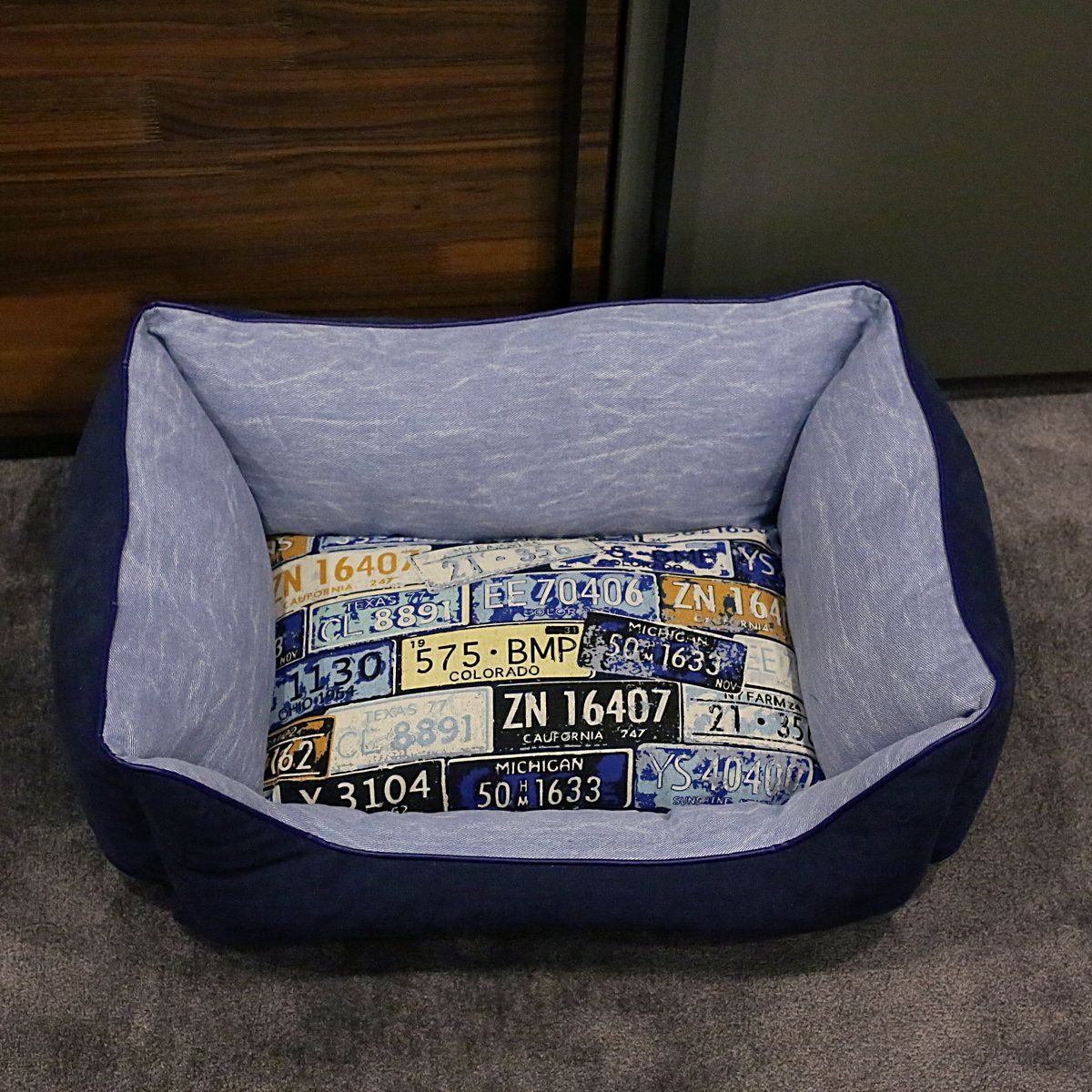 Rectangle Puppy Soft Fabric Luxury Waterproof Pet Dog Bed