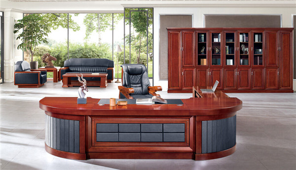 China Manufacturing Wooden Table Office (FOH-A88423)