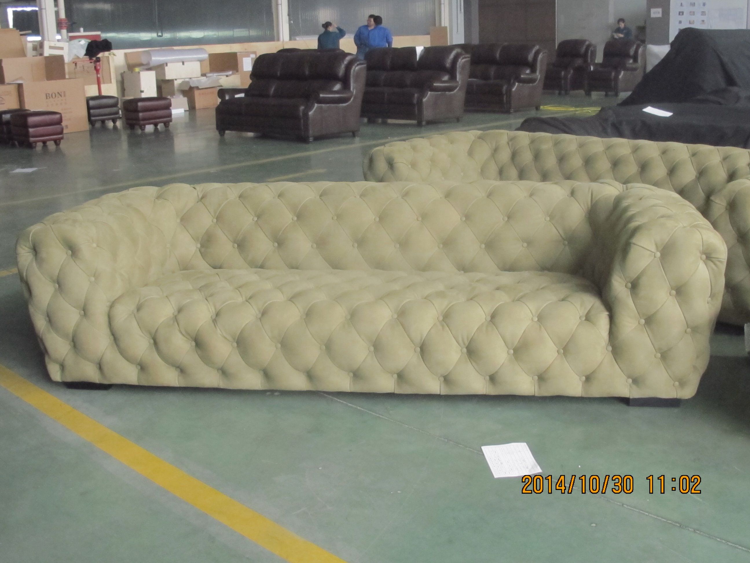 Luxury Living Room Furniture Italian Style Sofa Bed Sofa Chesterfield Sofa Nubuck Leather Top Grain Leather Sofa