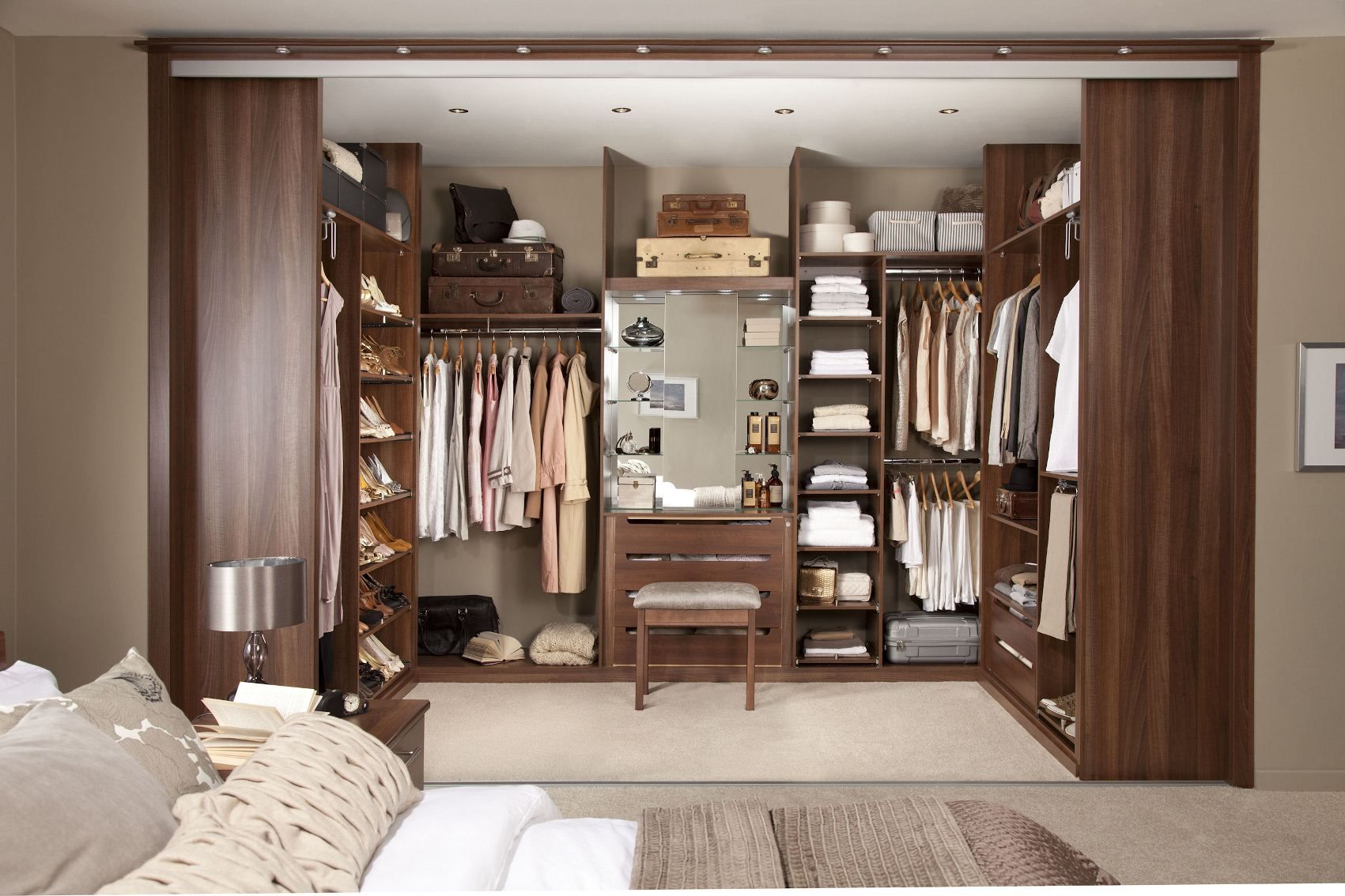 Modular American Standard Living Room Wooden Walk in Closet