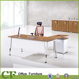 Studio Cluster Modern Simple Executive Desk