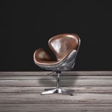 Swan Chair in Vintage Leather Gh620A