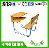 High Quality Metal Frame Wooden School Desk and Chair (SF-89S)