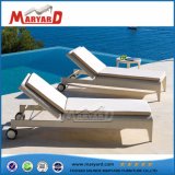 Hot Selling Aluminum Frame Furniture Rattan Double Lounger with Wheels