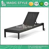 Rattan Sunlounger P. E Wicker Lounge Hot Sale Lounge Hotel Project Lounge (Magic Style)