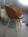 Upholstery Wooden Dining Armrest Chair with Fabric or Leather