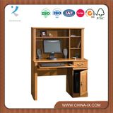 Compact Computer Desk with Hutch