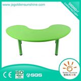 Kindergarten Furniture Preschool Children's Plastic Table Moon Shape with Ce/ISO Certificate