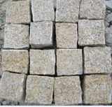 Rusty Yellow Granite G682 Granite Cube Stone Cobblestone Natural Split Flamed