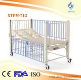 China Children Medical Care Bed / Kid Hospital Bed with MDF Cover