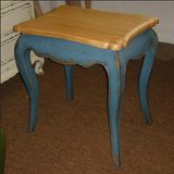 Antique French Style Vintage Side Table (BOW-01)