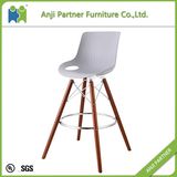 High Quality Plastic Bar Stool chair with Beech Legs (Sanvu)