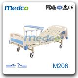Ce& ISO Hospital Furniture! Medical 2 Cranks Manual Hospital Bed for Patient