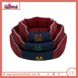 Warm DOT Pet Bed in Red