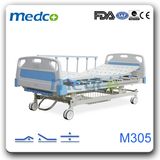 Hospital Furniture, Medical Bed, 3 Cranks Manual Hospital Bed for Patient with Ce&ISO